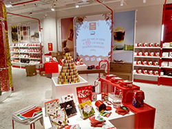 KitKat inaugura loja conceito em São Paulo com sistema da CISS