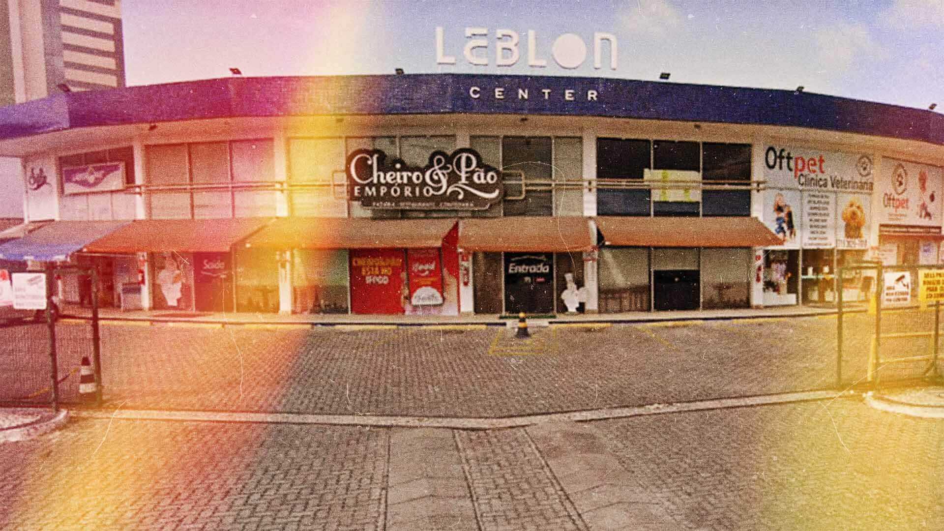 Empório Cheiro e Pão no meio do centro comercial Leblon Center
