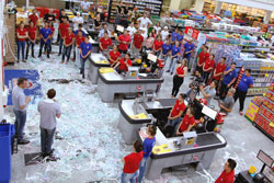 No Ponto Supermercado - Loja 08